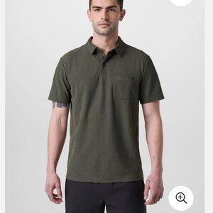 EUC Vuori Ace Polo Shirt Small in Oregano